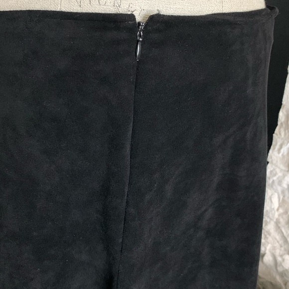 Calvin Klein faux suede skirt hits at calf size 10 - Picture 2 of 3